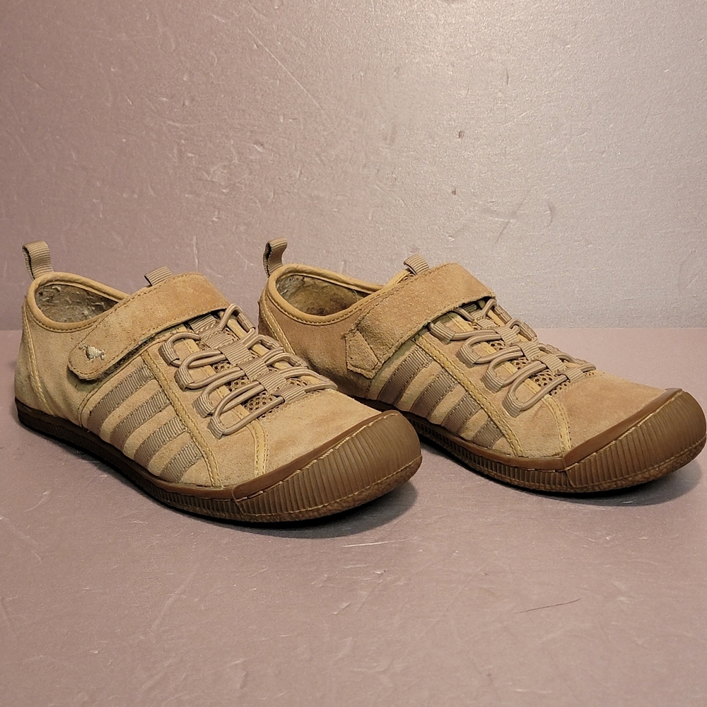 Rocket Dog Womens Size 6 Tan Suede Tennis Shoes - Picture 4 of 6